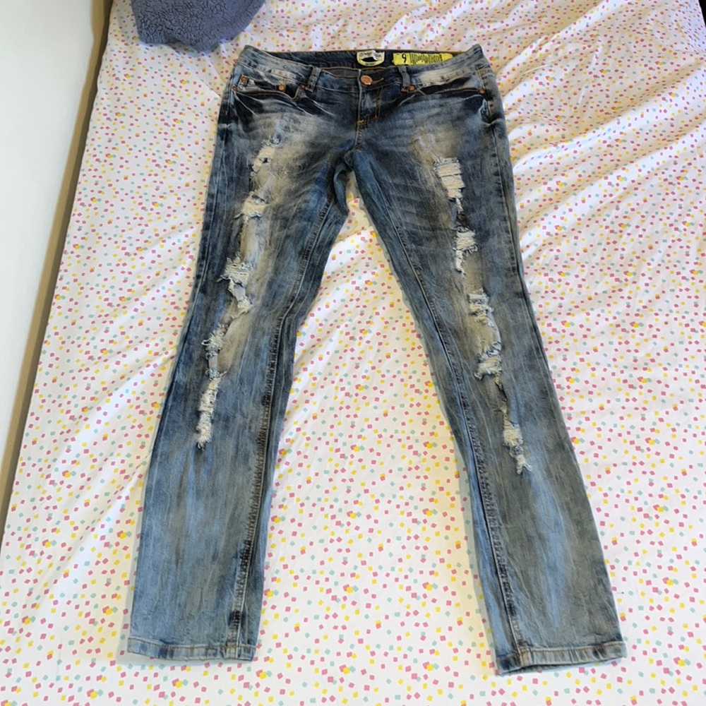 Ripped blue skinny jeans